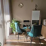 Bright Inn - Holiday & Business Apartment